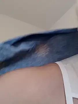 Freechat VikaKing on StripChat