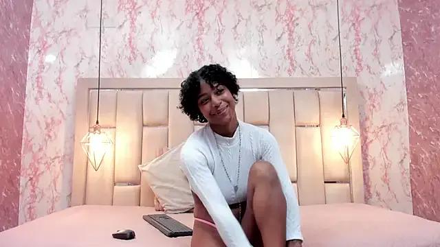 StripChat WILD_FIREE_ is Private WILD_FIREE_ — Naked squats!