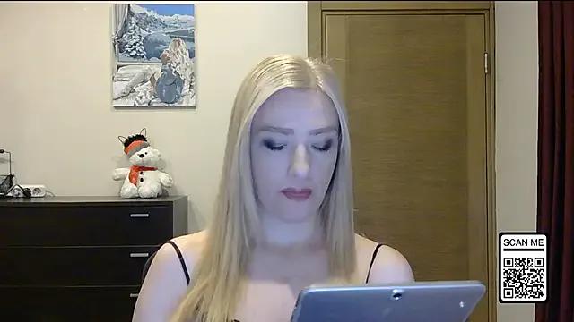 StripChat Wild_Silk_Desire is Freechat Wild_Silk_Desire — Change clothes and sexy dance)