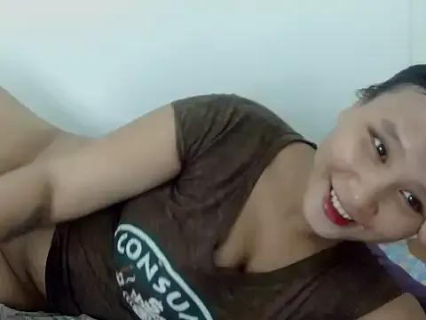 Freechat wildasianbigboobs on StripChat