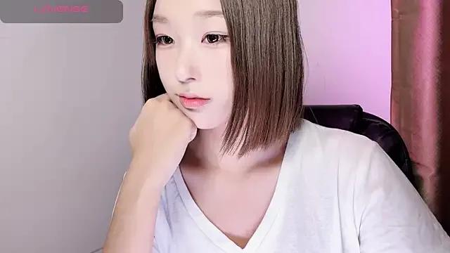 Freechat Winnie666- on StripChat