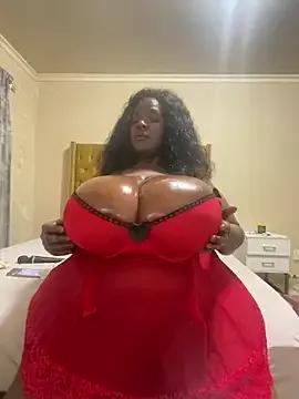 Freechat xXXSexyamazon on StripChat