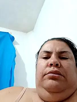 Freechat yaneth_ on StripChat