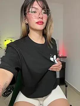 StripChat Your_Honeey is Private Your_Honeey — MAKE ME BIG SQUIRT