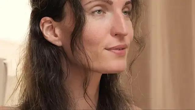 Freechat yulladao on StripChat