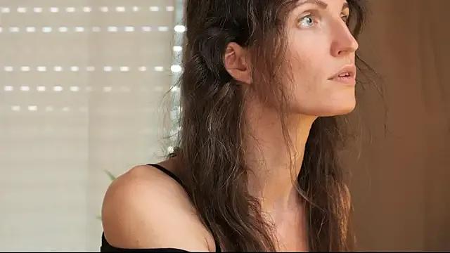 Freechat yulladao on StripChat