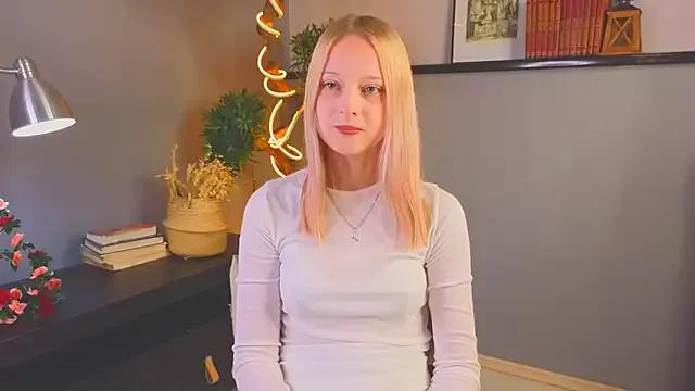 Freechat YungLyssy on StripChat