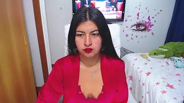 Freechat Yunhot_ on StripChat