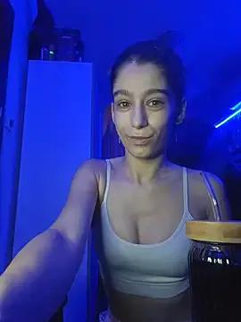 YuriXo — Stream from outside/check menu